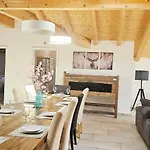 Jungfrau Penthouse - Aare Jungfrau Ag