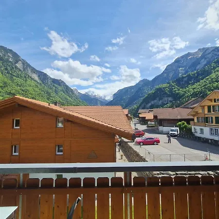 Jungfrau Penthouse - Aare Jungfrau Ag Διαμέρισμα Wilderswil