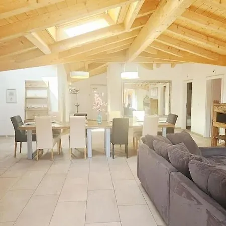 Jungfrau Penthouse - Aare Jungfrau Ag *