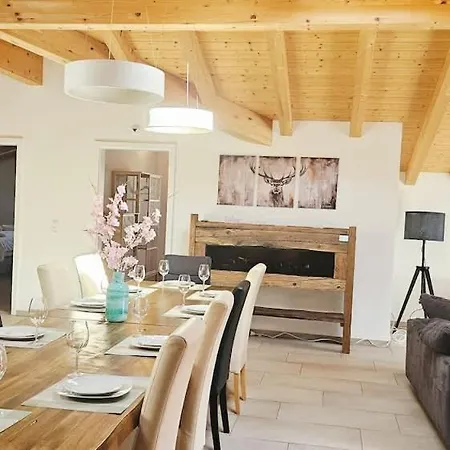 Jungfrau Penthouse - Aare Jungfrau Ag * Wilderswil